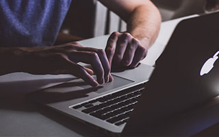 财经:配资公司怎么盈利-LME金属期货多数收跌